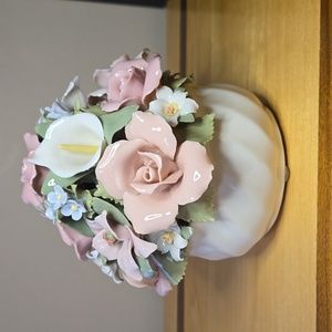 Suberto Floral Music Box by Cosmos Gifts